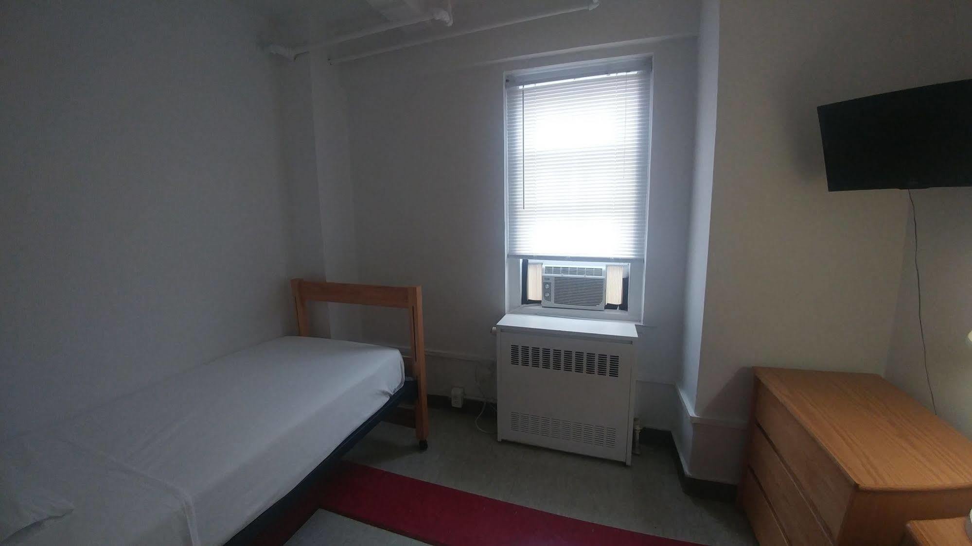 West Side Ymca Albergue